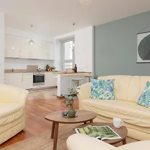 Slominskiego By Renters Warszawa