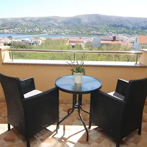 Family House Damir Pag Town